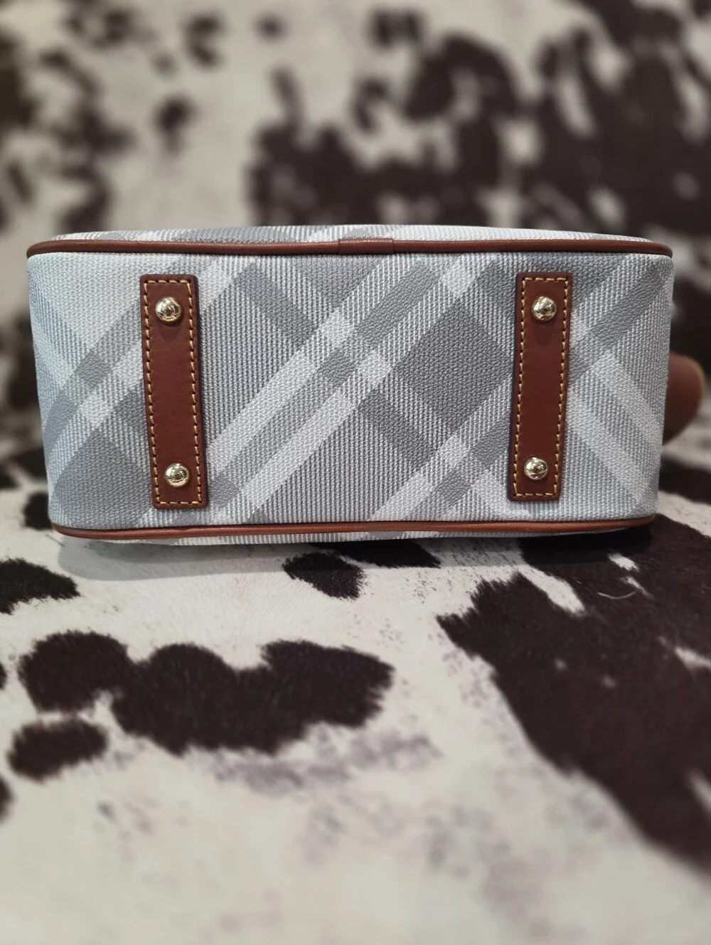 Dooney And Bourke
